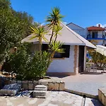 Spasmata Village - Marios Only Adults 2 Min From The Appartement Minia